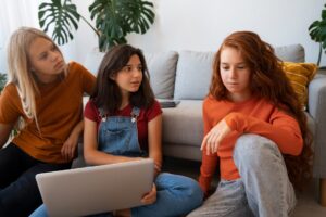 A child with an emotionally available attachment figure